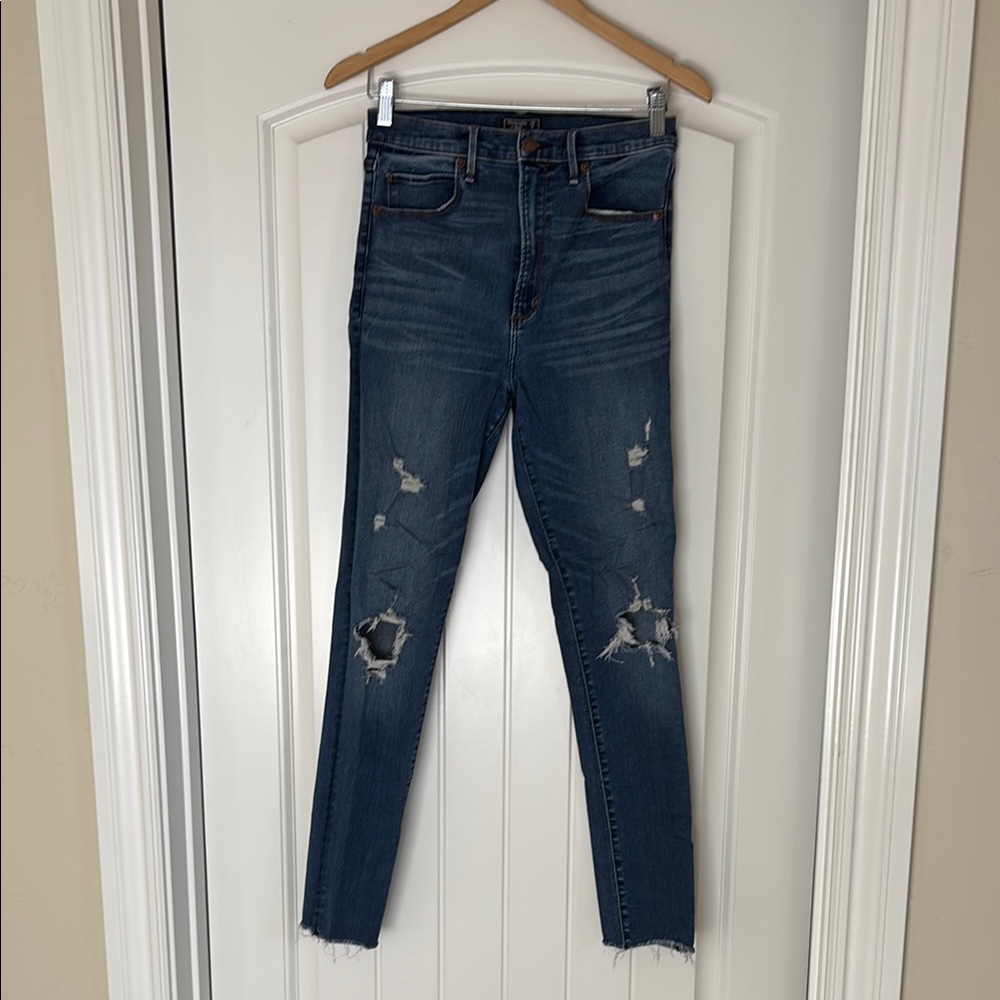Abercrombie & Fitch Ultra High Rise Super Skinny Blue Denim Jeans Women’s 29 / 8